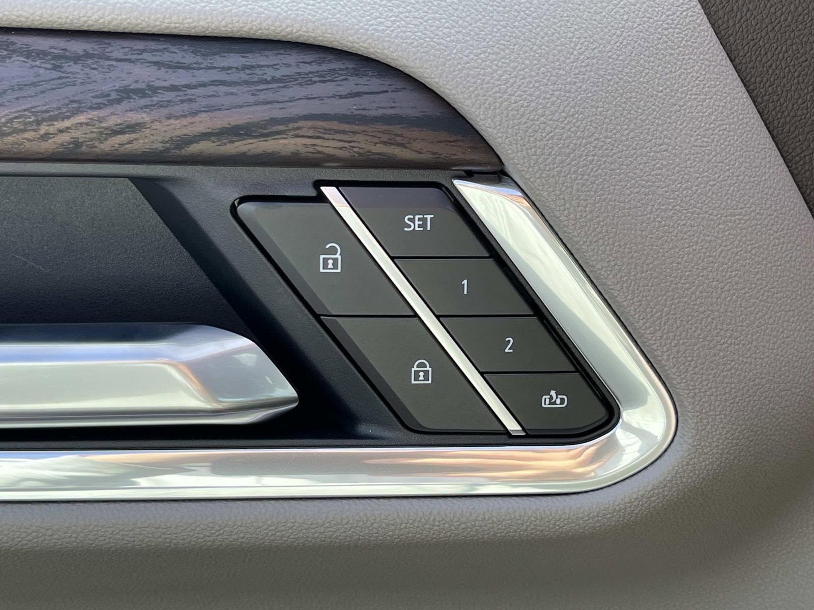 New 2026 GMC Sierra 1500 SLT w/ SLT Premium Plus Package image 24