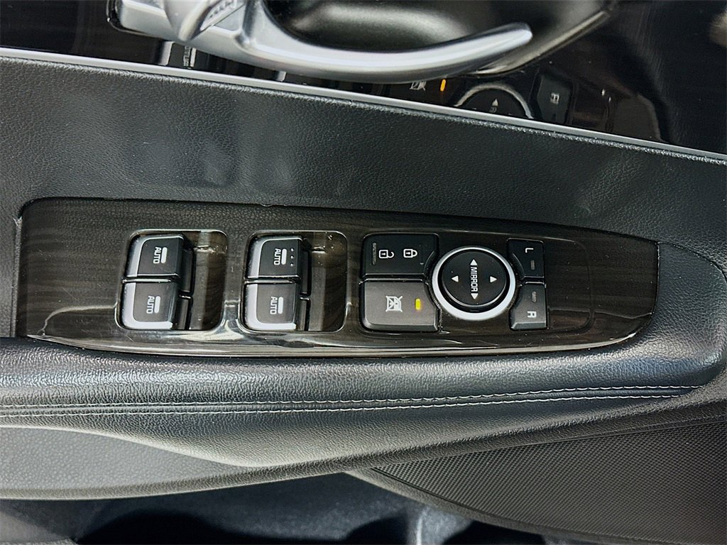 Used 2019 Kia Sorento AWD image 18