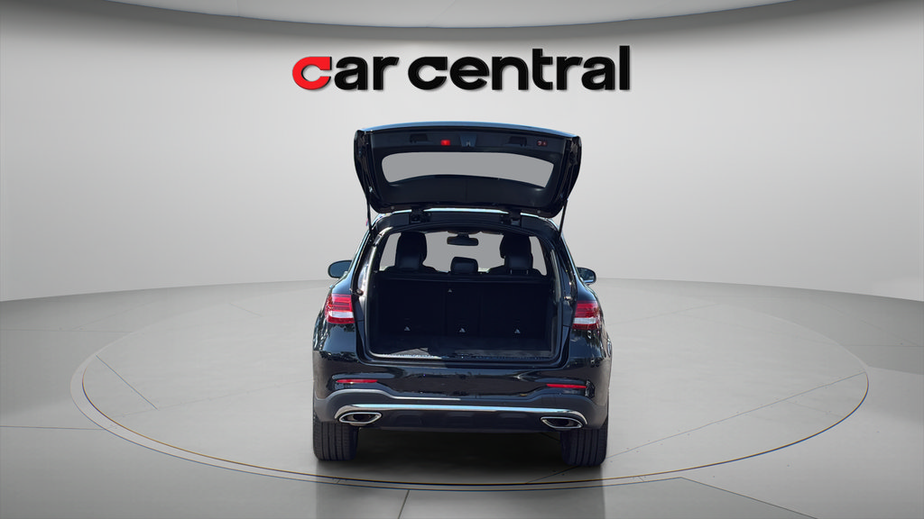 Used 2018 Mercedes-Benz GLC 300 4MATIC image 9