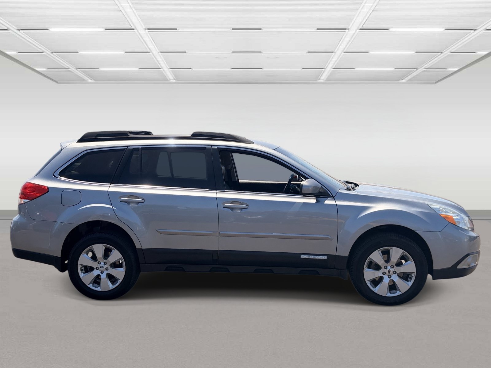 Used 2011 Subaru Outback 2.5i Limited w/ Popular Equipment Group 2A AWD/4WD image 5