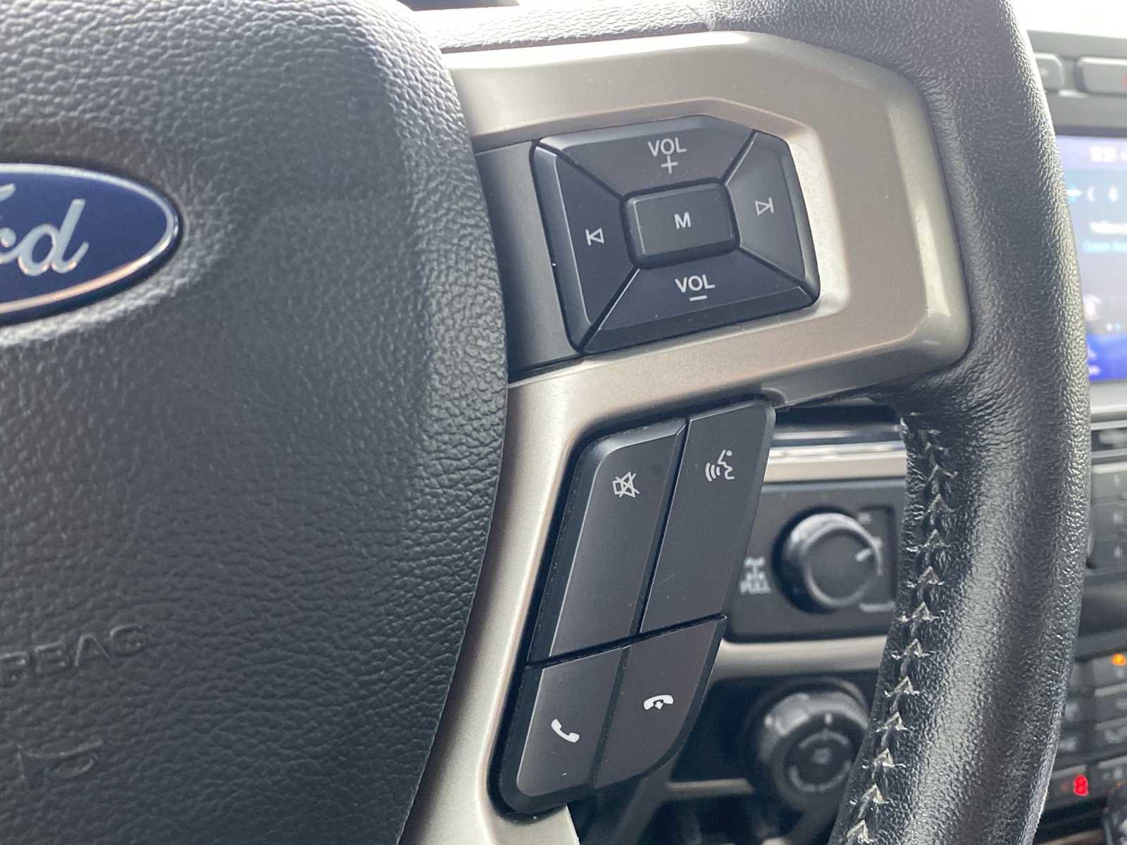 Used 2020 Ford F150 Lariat w/ Equipment Group 502A Luxury image 24