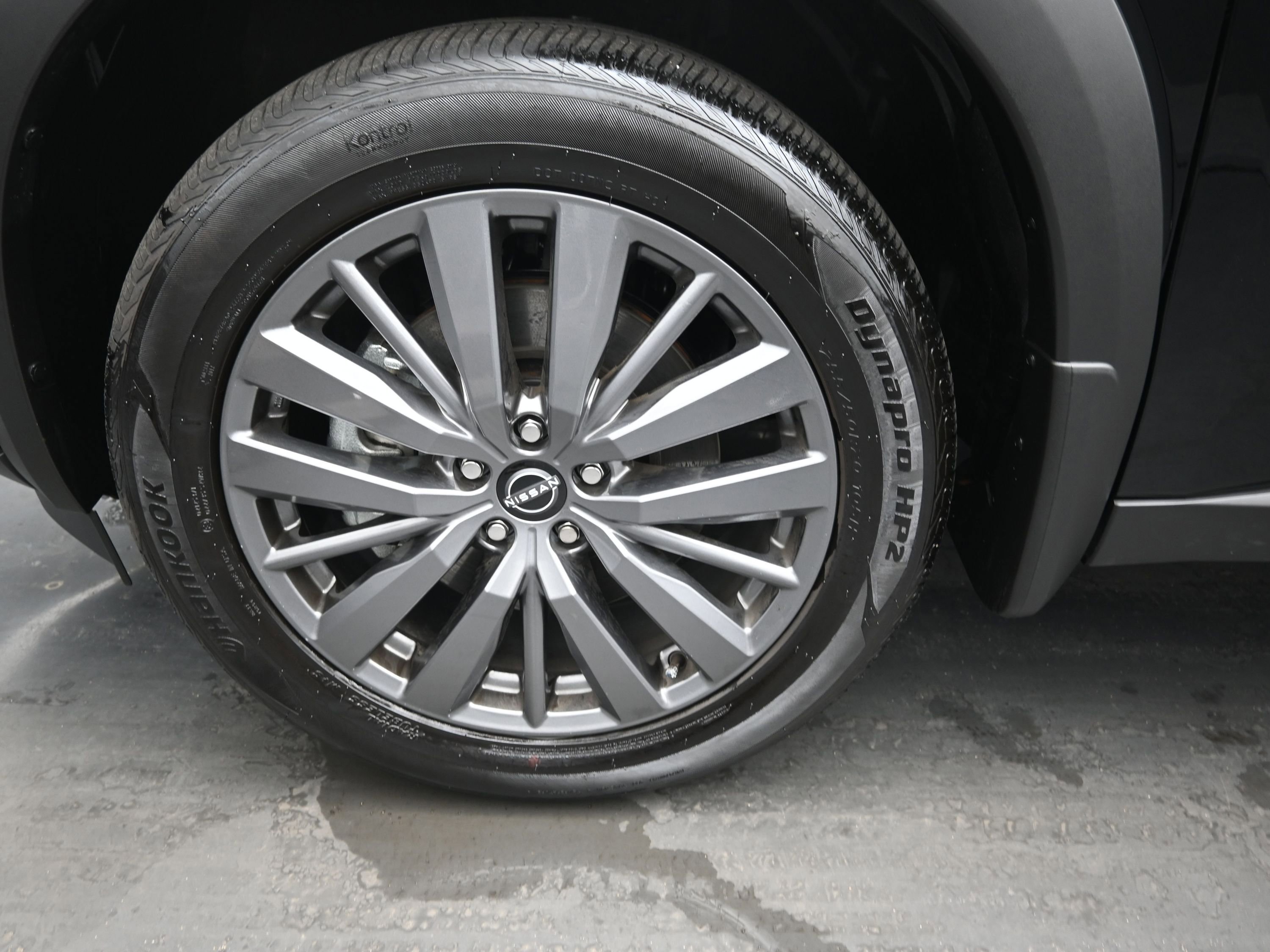 Used 2025 Nissan Pathfinder SL w/ SL Premium Package image 11