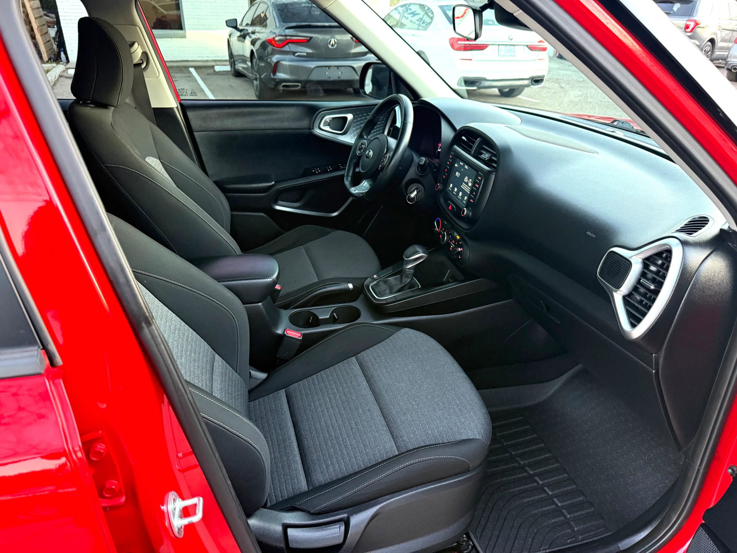 Used 2020 Kia Soul GT-Line image 13