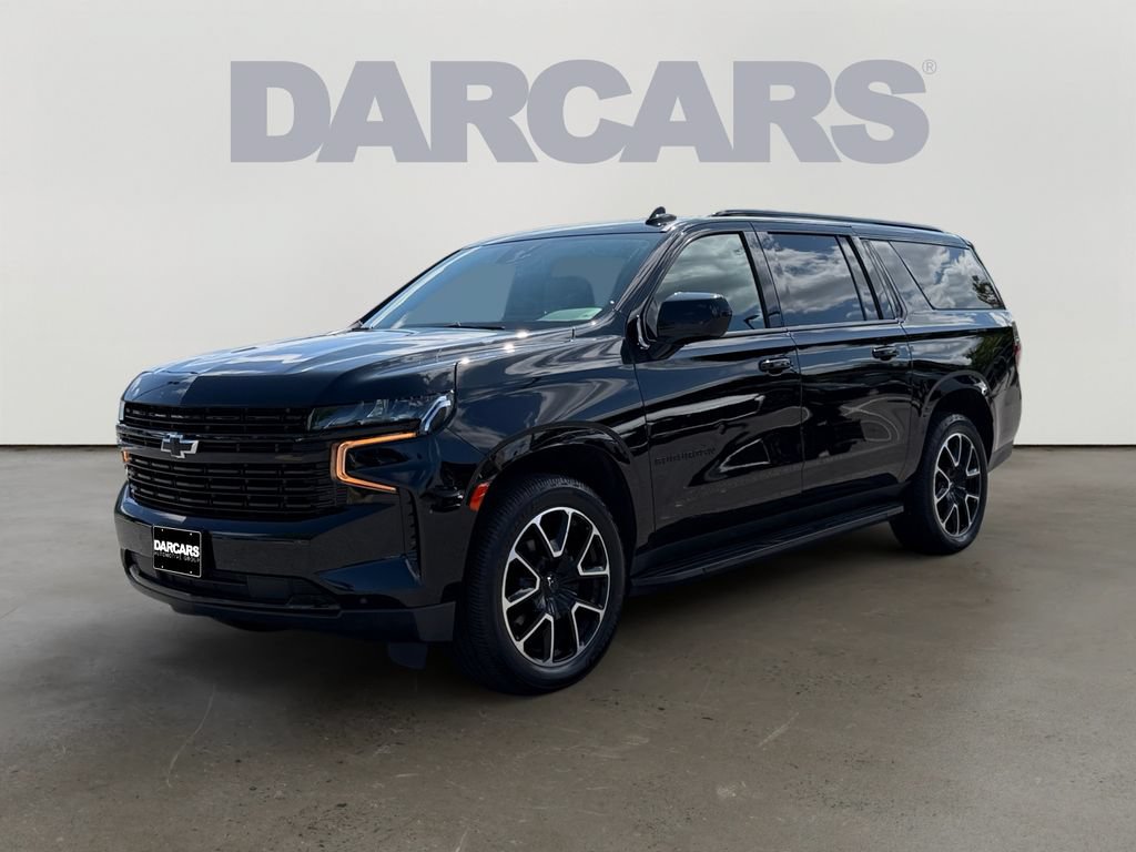 Used 2023 Chevrolet Suburban RST AWD/4WD image 2
