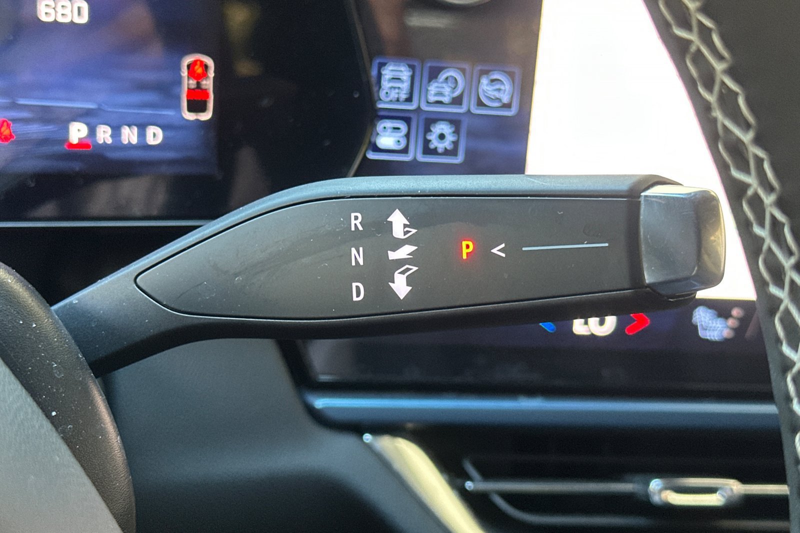 Used 2024 Chevrolet Equinox EV LT FWD image 31
