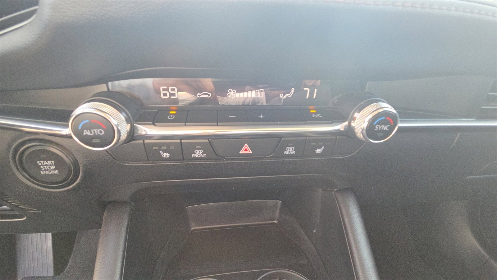 Used 2023 MAZDA MAZDA3 s image 29