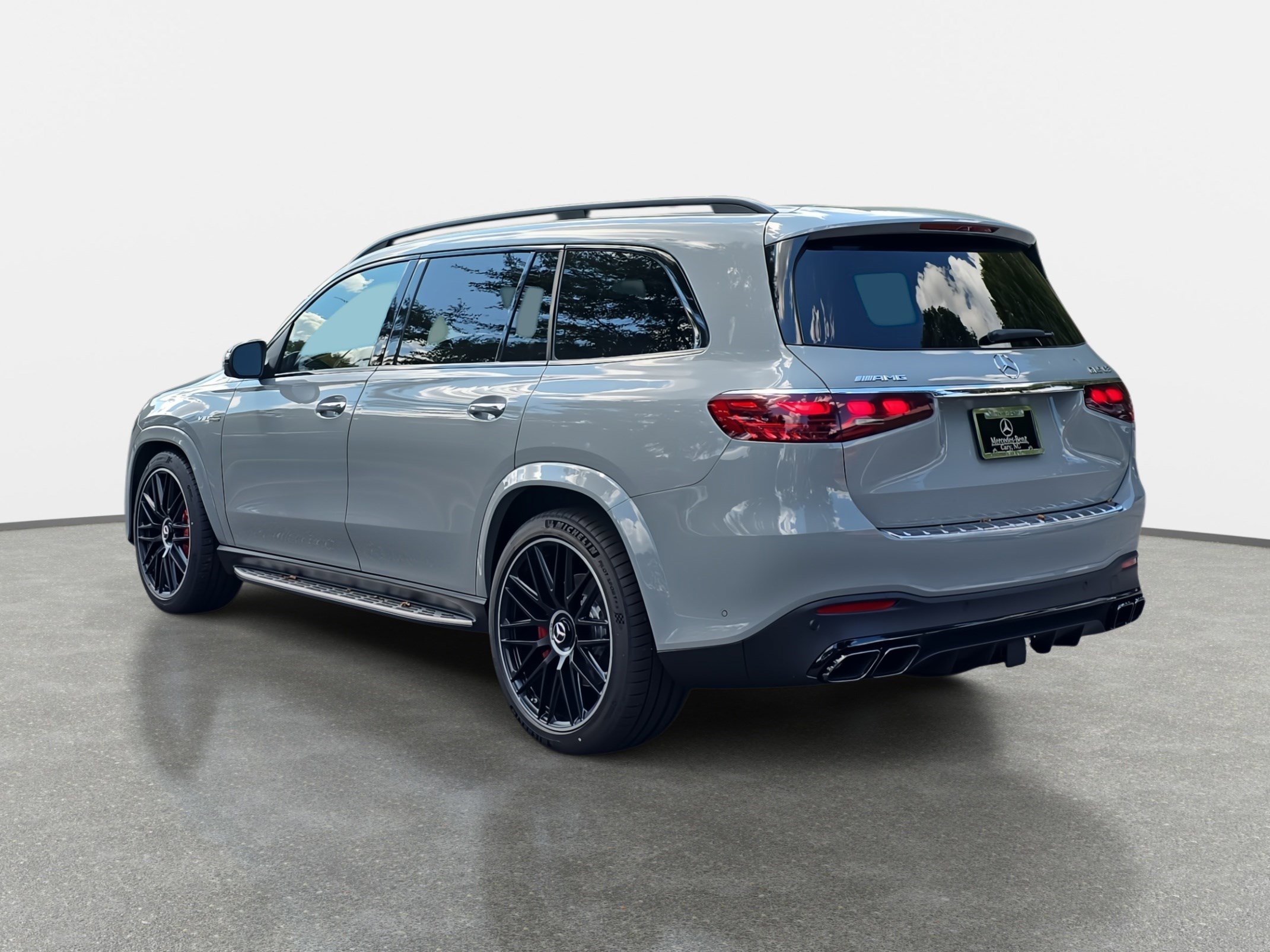 New 2026 Mercedes-Benz GLS 63 AMG 4MATIC image 7