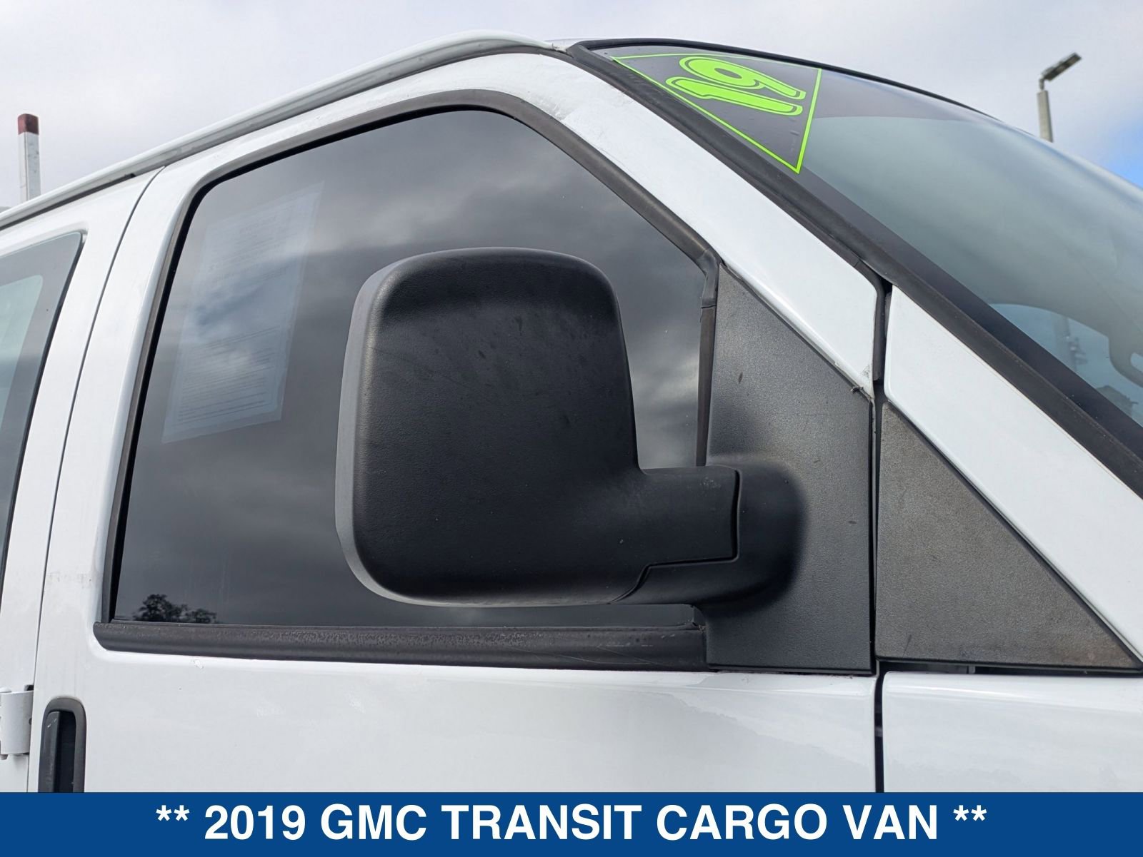 Used 2019 GMC Savana 2500 Extended w/ Communications Package RWD image 10