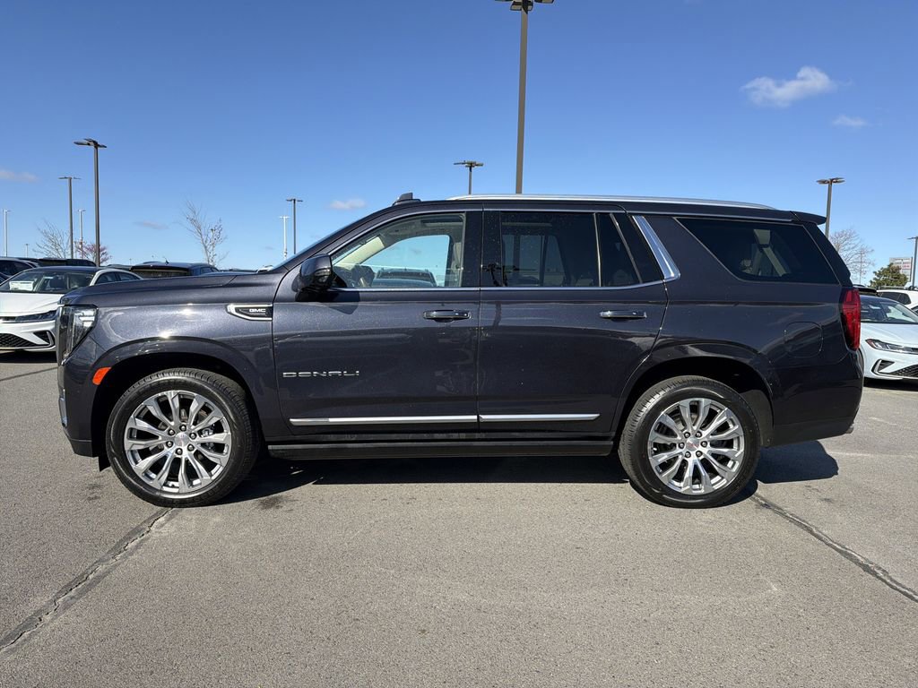 Used 2023 GMC Yukon Denali image 2