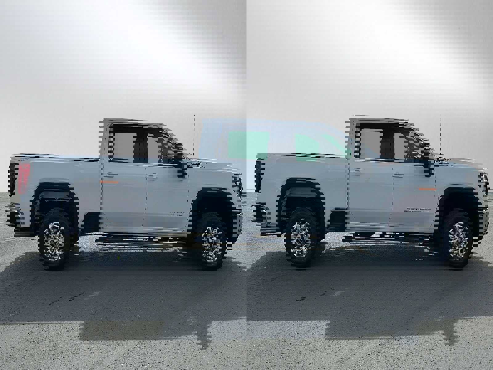 New 2025 GMC Sierra 2500 SLE w/ Preferred Package image 8