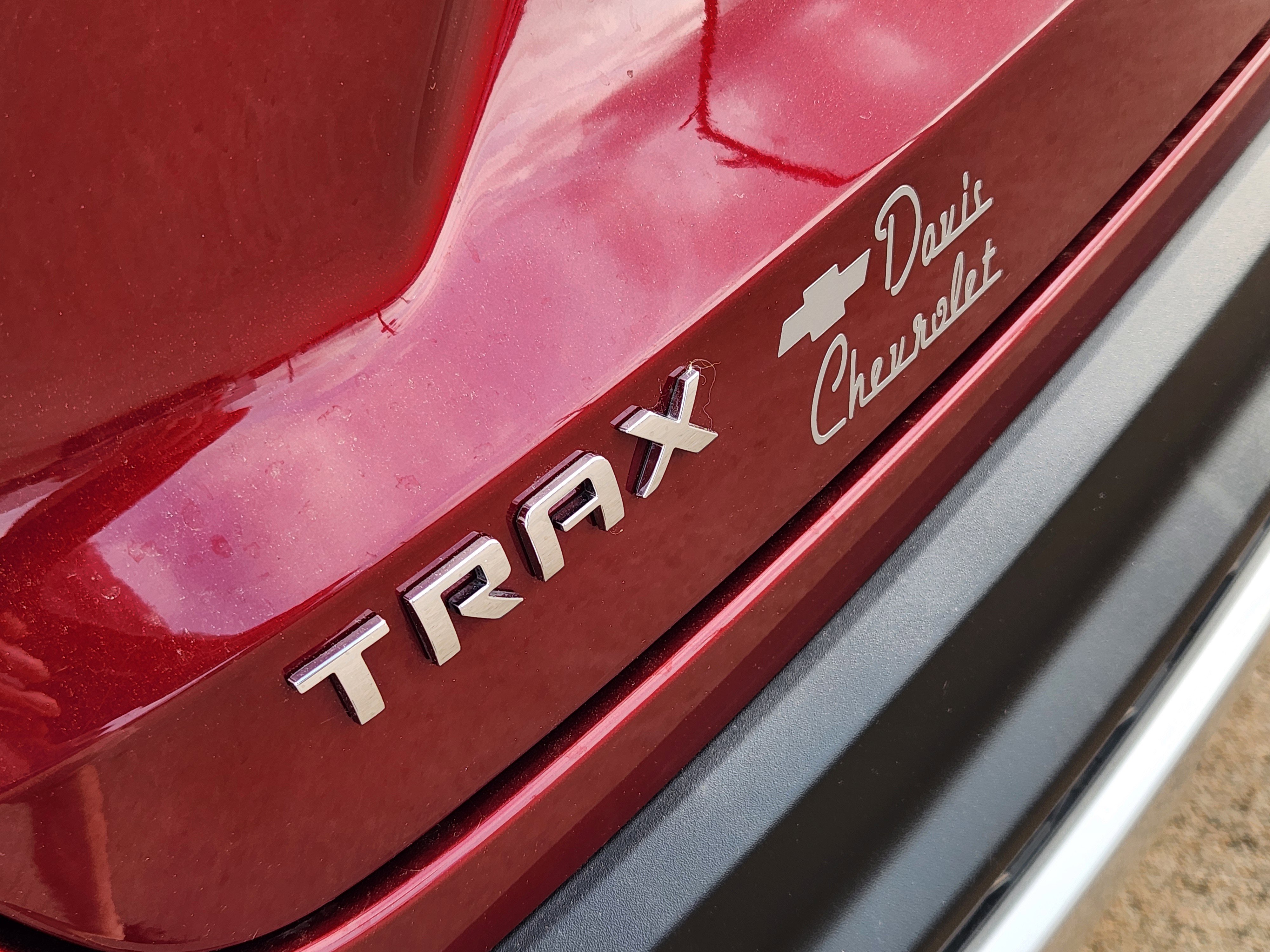 Certified 2025 Chevrolet Trax LT image 13