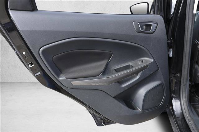 Used 2019 Ford EcoSport SE image 22