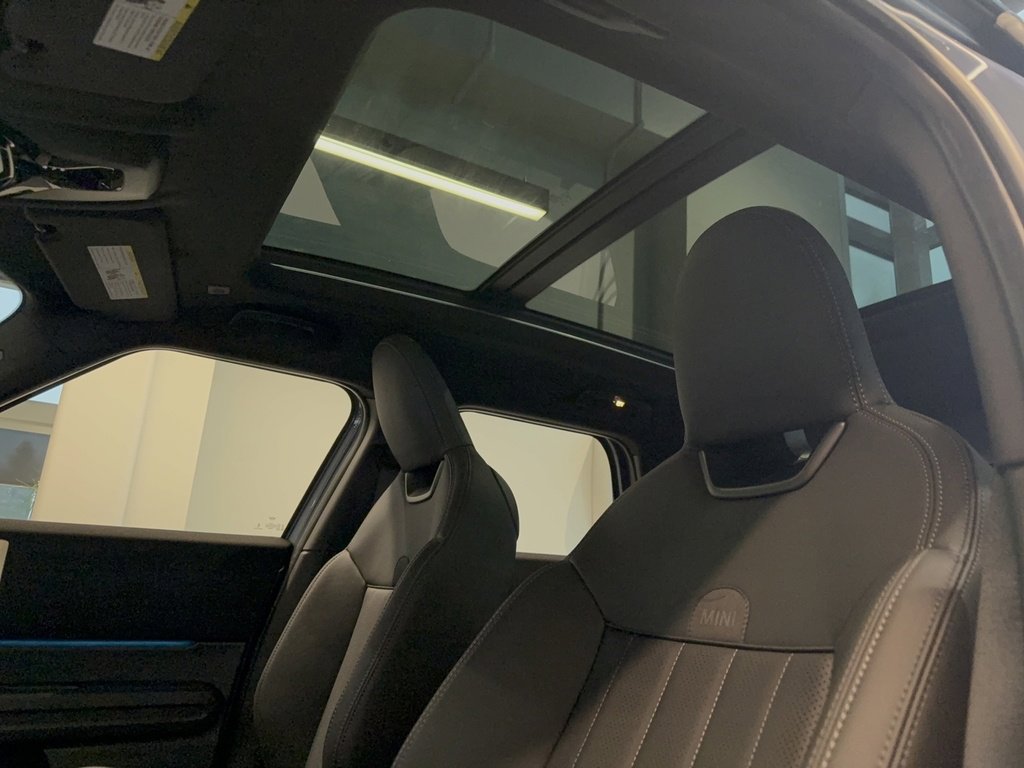 New 2026 MINI Cooper Countryman SE image 9