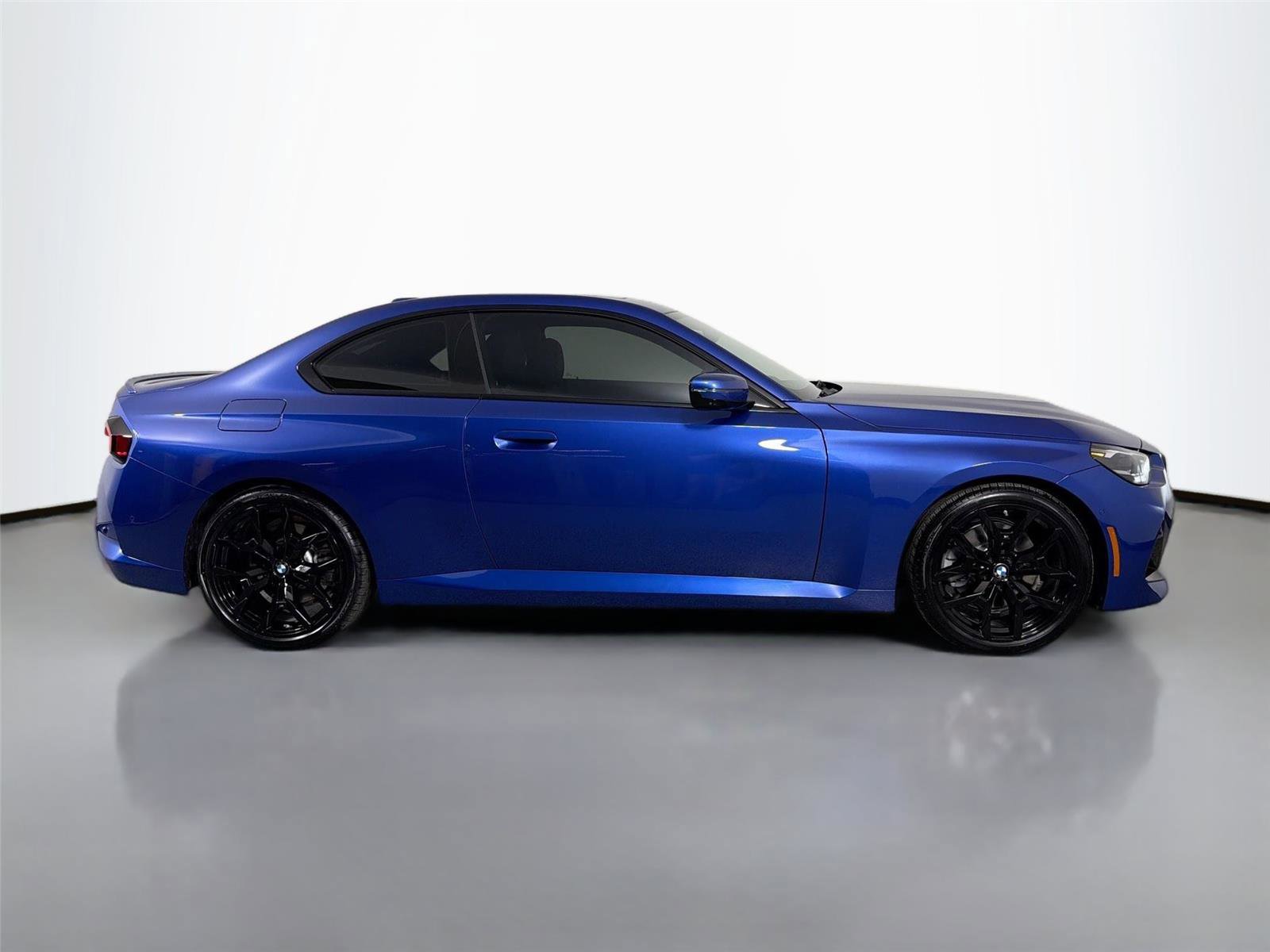 New 2026 BMW 230i Coupe w/ M Sport Package RWD image 4