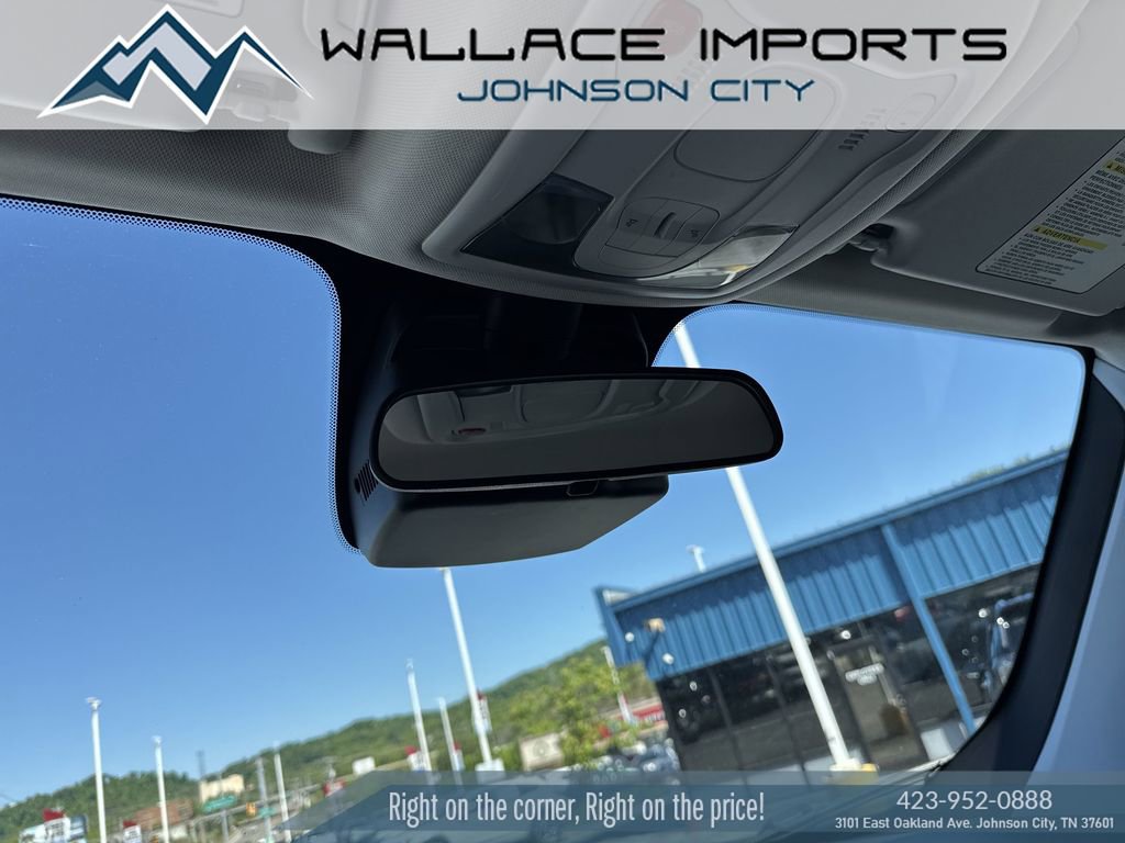Used 2022 Jeep Renegade Latitude AWD/4WD image 16