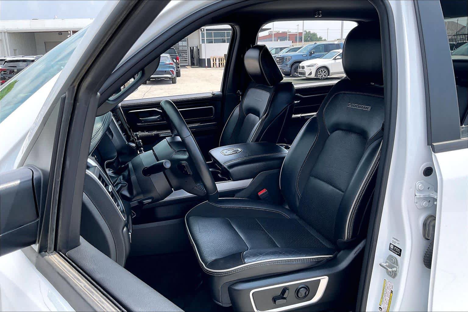 Used 2024 RAM 1500 Laramie AWD/4WD image 8