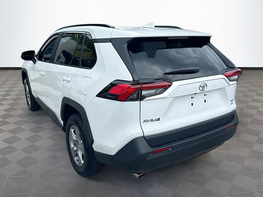 Used 2025 Toyota RAV4 XLE AWD/4WD image 8
