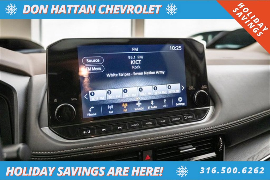 Used 2021 Nissan Rogue Platinum image 9