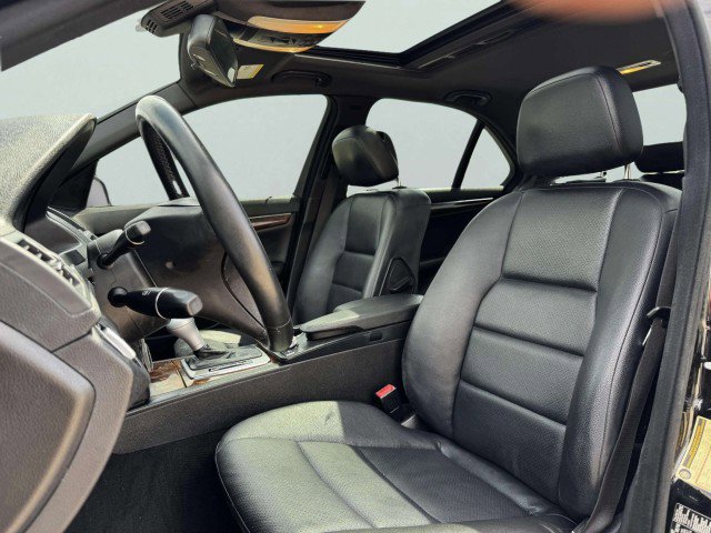Used 2011 Mercedes-Benz C 300 Sport image 19