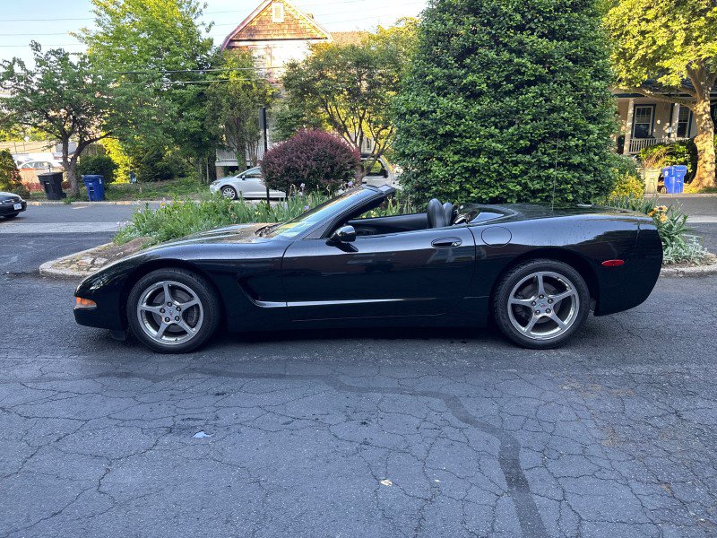 Used 2003 Chevrolet Corvette Convertible w/ Preferred Equipment Group1 RWD image 8