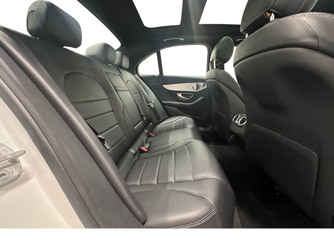 Used 2015 Mercedes-Benz C 300 4MATIC Sedan image 16