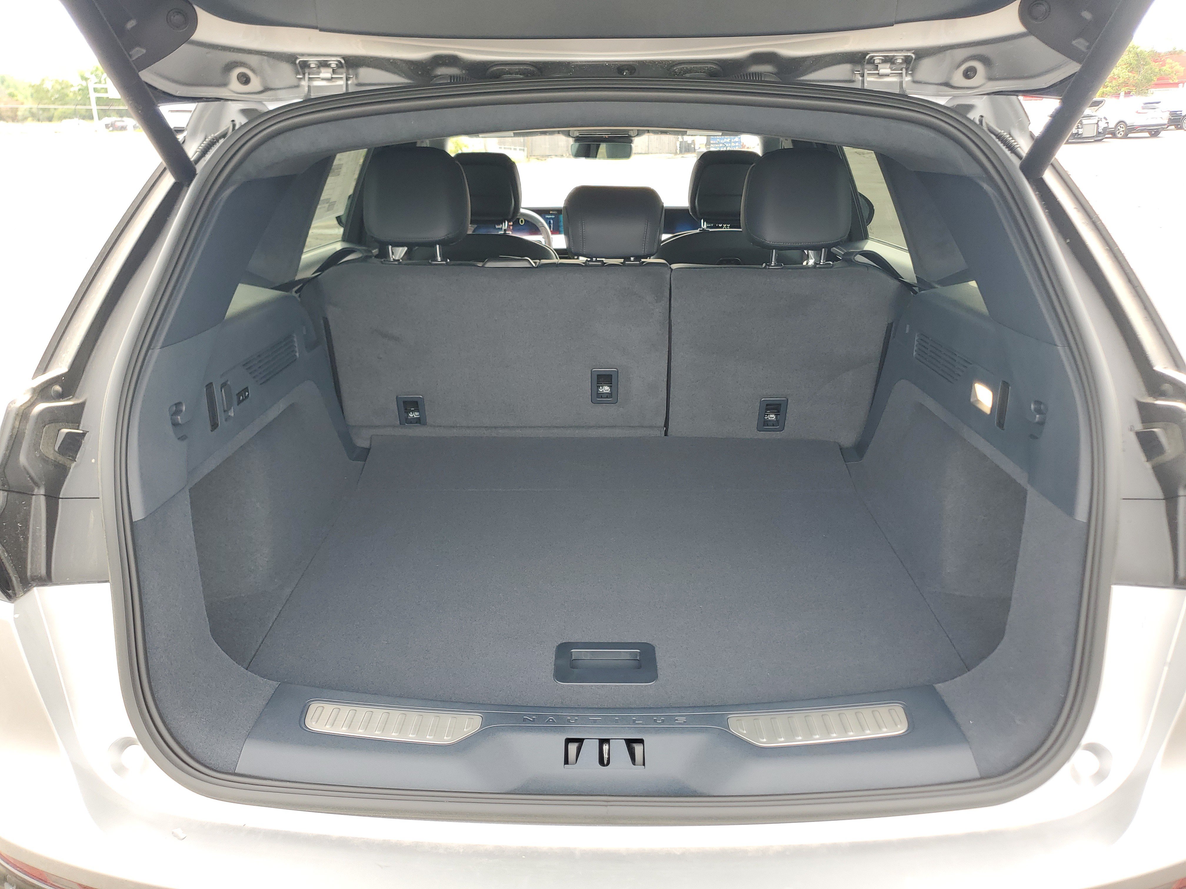 New 2026 Lincoln Nautilus Black Label AWD/4WD image 32