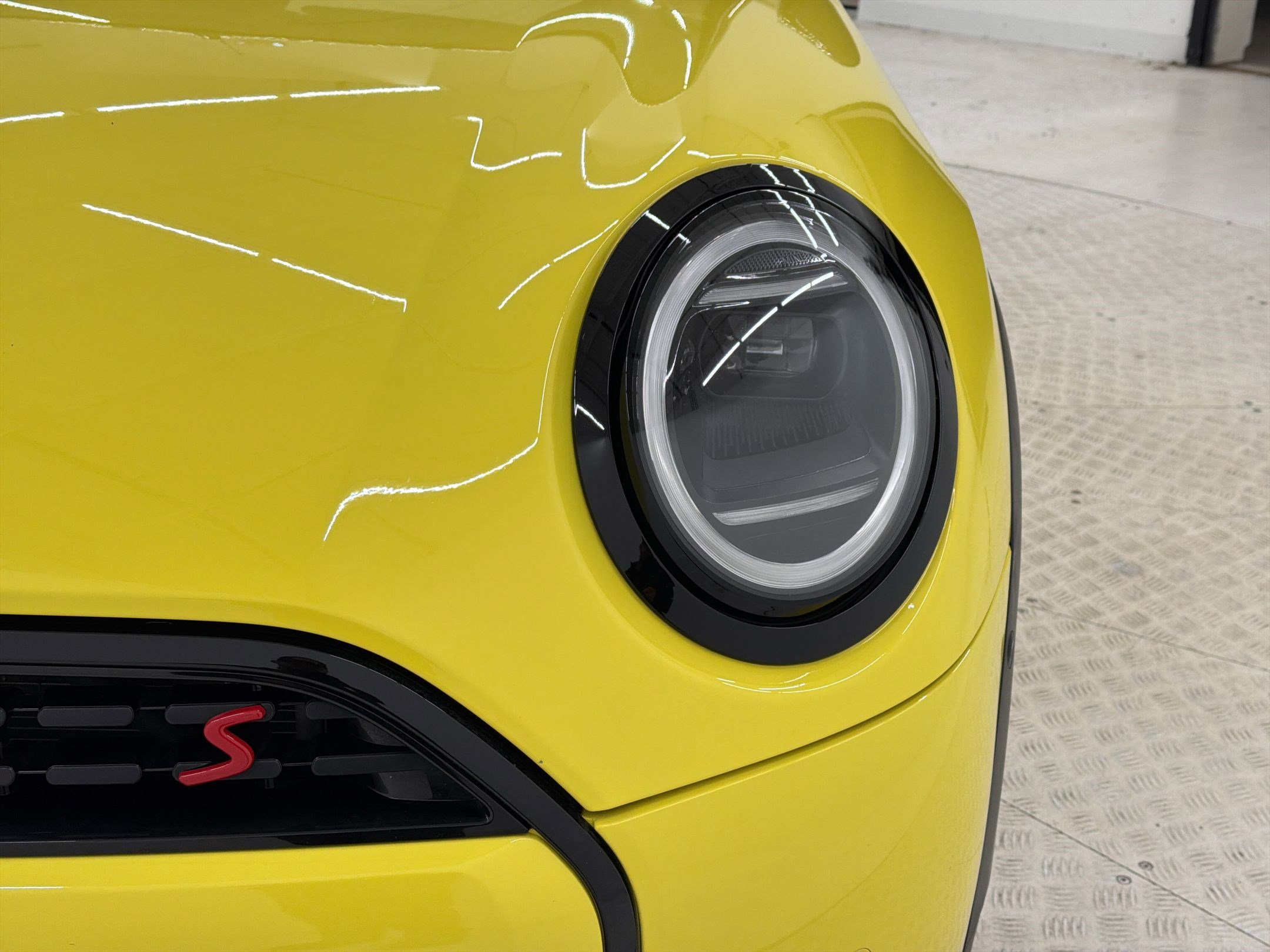 Certified 2025 MINI Cooper S image 11