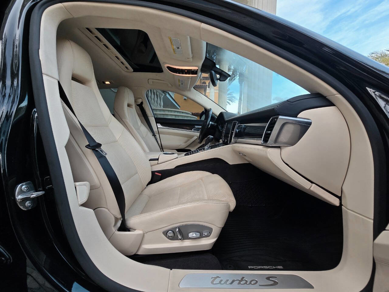 Used 2014 Porsche Panamera Turbo S w/ Exterior Package in Black image 16