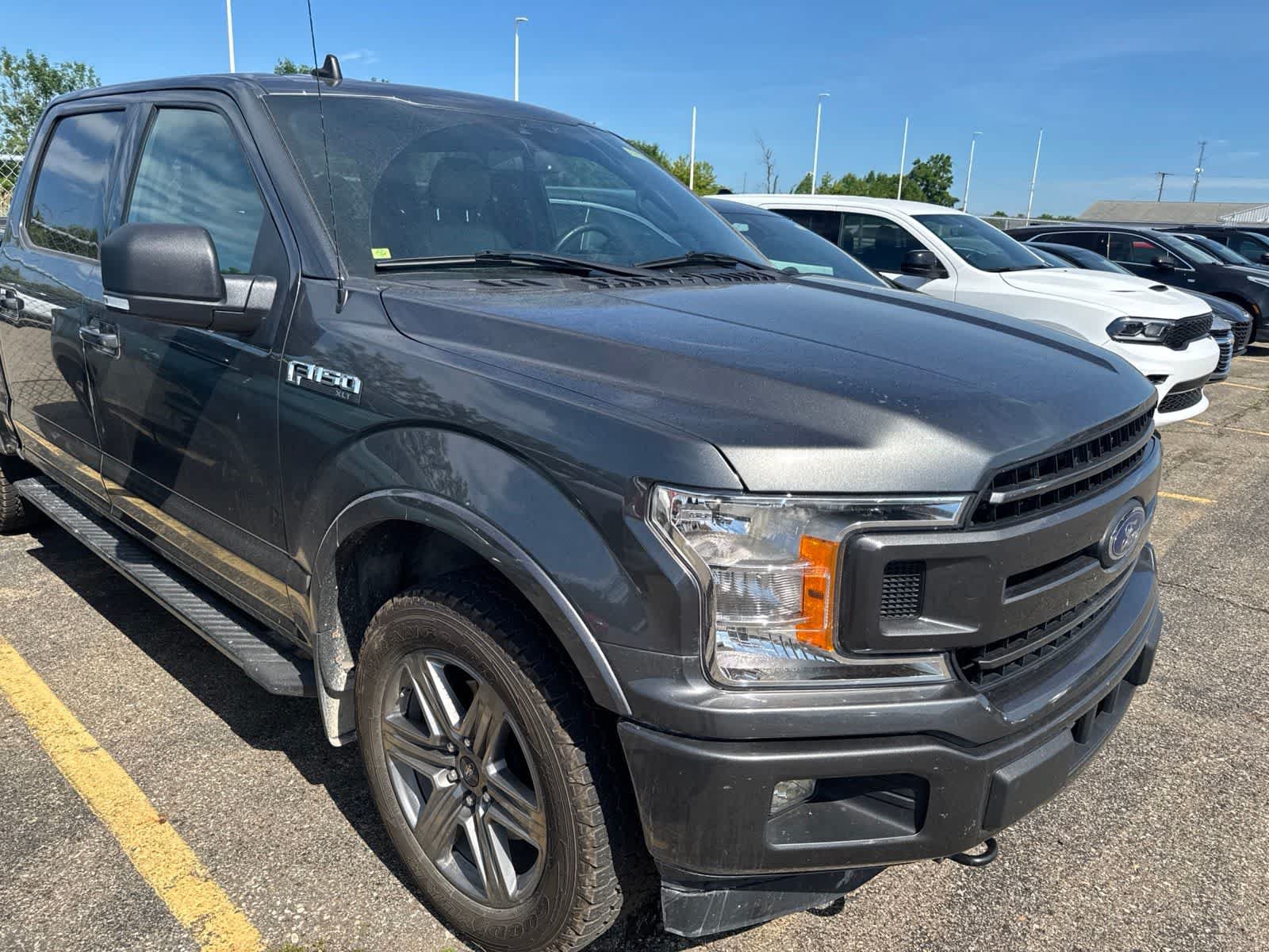 Used 2020 Ford F150 XLT w/ Equipment Group 302A Luxury AWD/4WD image 9