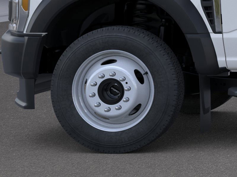 New 2026 Ford F550 image 19