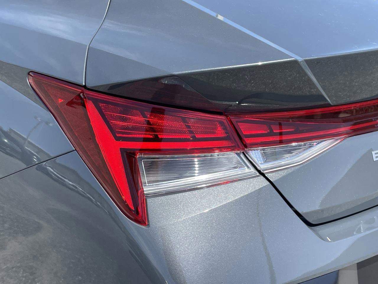 New 2026 Hyundai Elantra Limited FWD image 45