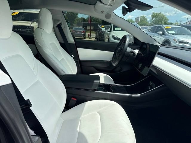 Used 2018 Tesla Model 3 Mid Range RWD image 23