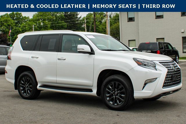 Used 2022 Lexus GX 460 Premium w/ Premium Plus Package image 2