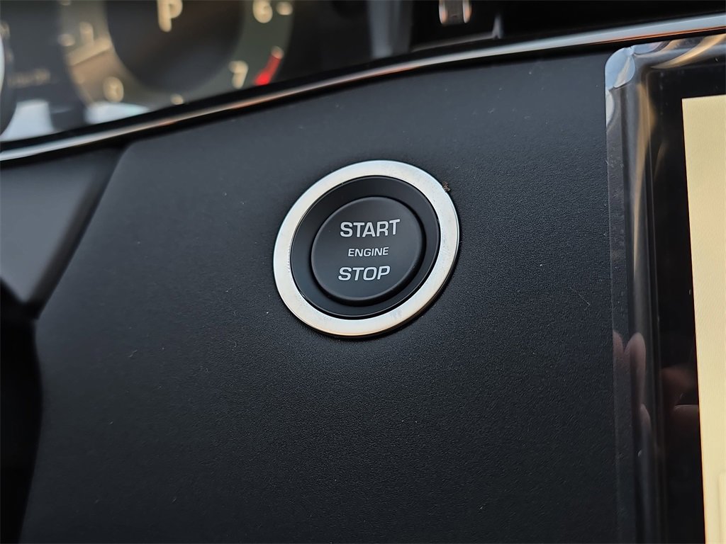 New 2026 Land Rover Range Rover Evoque S image 26