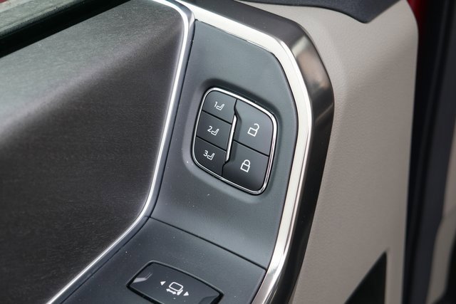 New 2026 Ford F350 Platinum w/ Platinum Plus Package image 16