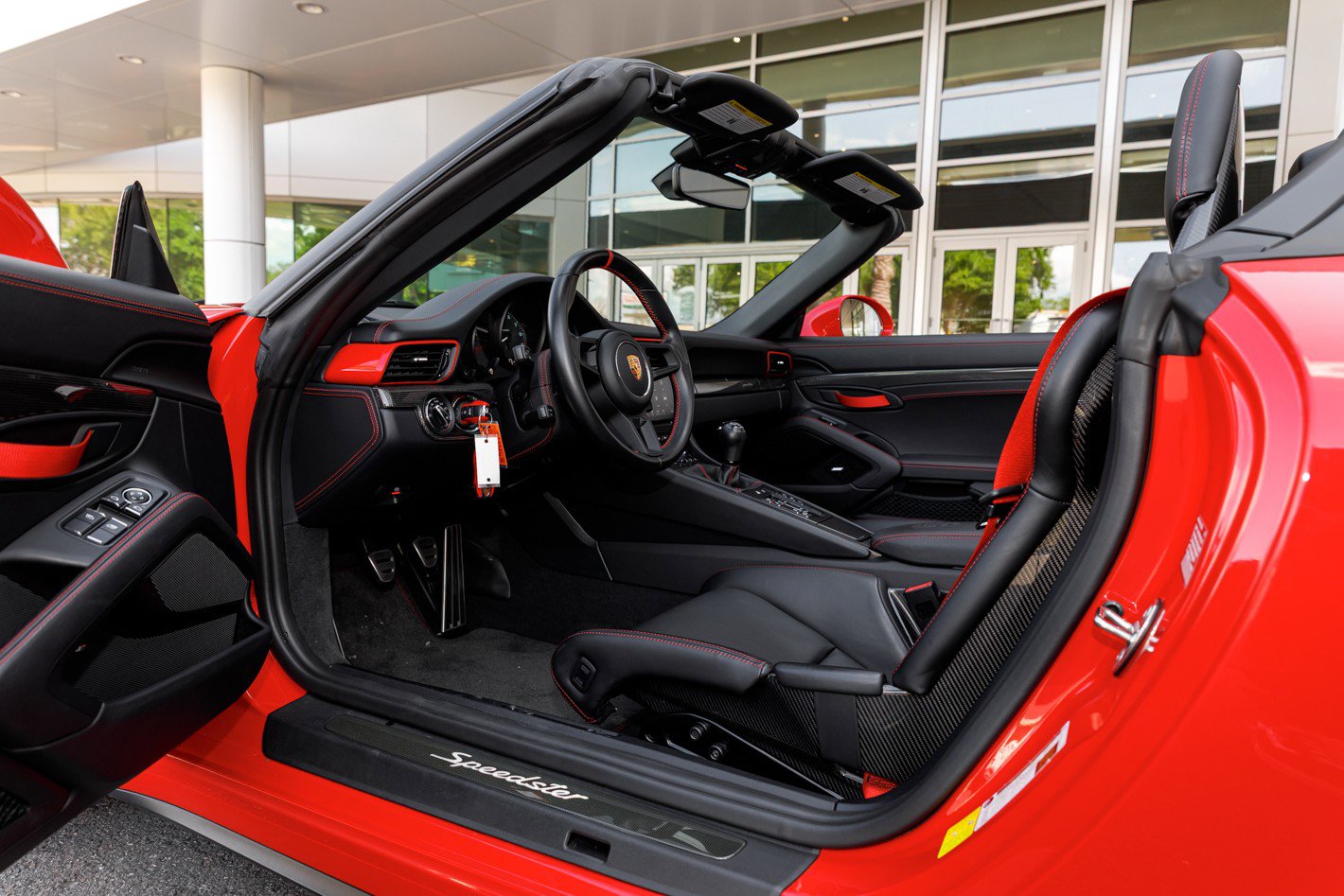 Used 2019 Porsche 911 Speedster image 38
