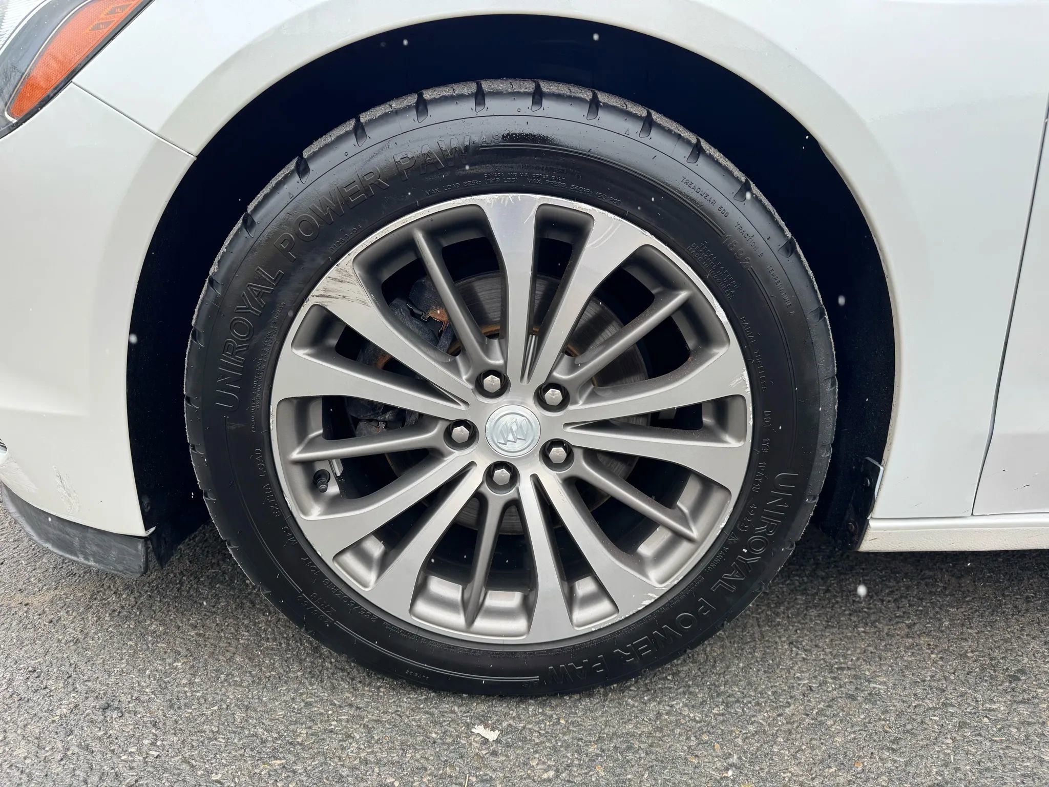 Used 2019 Buick LaCrosse Essence w/ Sun and Shade Package image 25