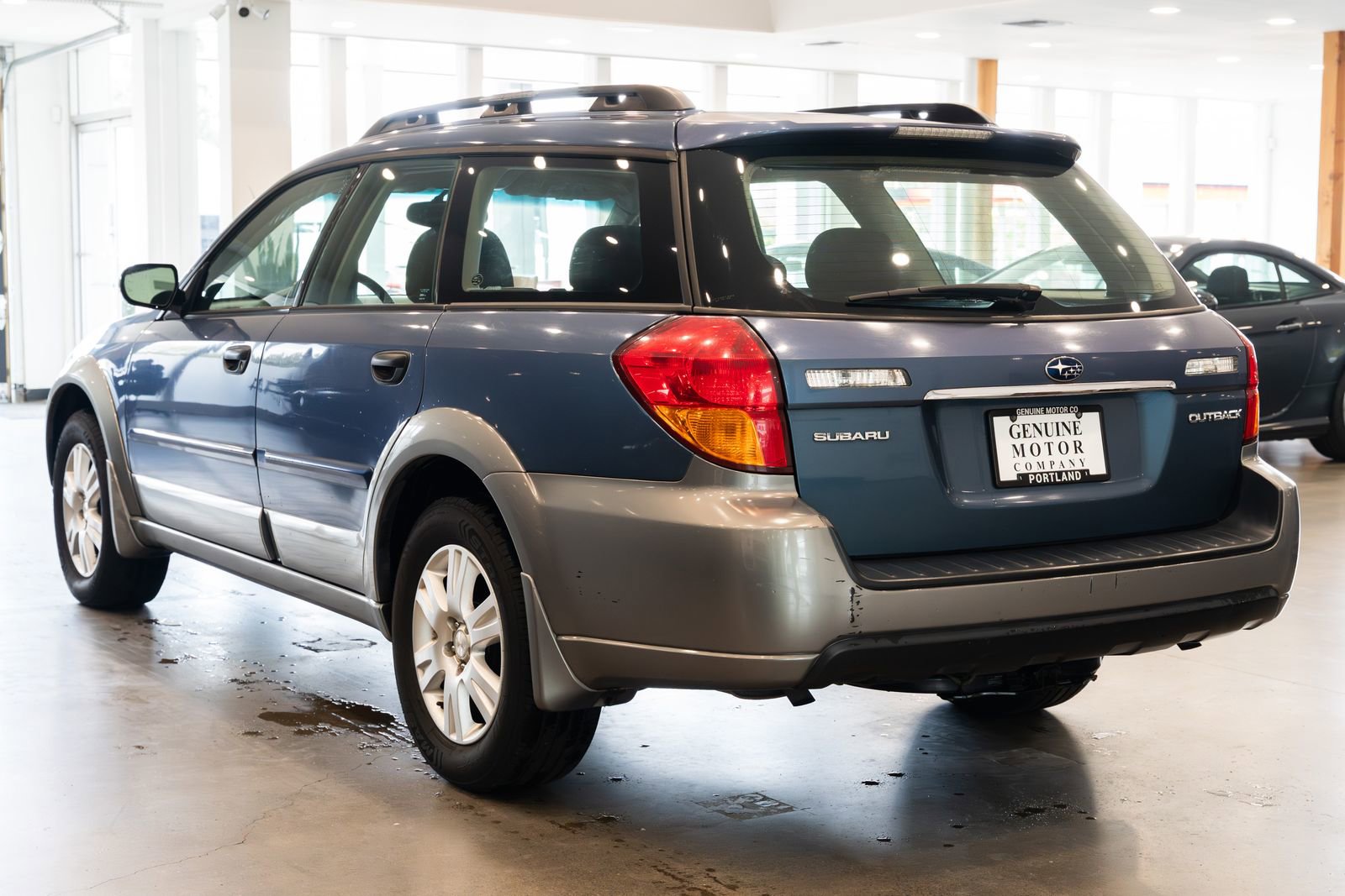 Used 2005 Subaru Outback 2.5i image 6