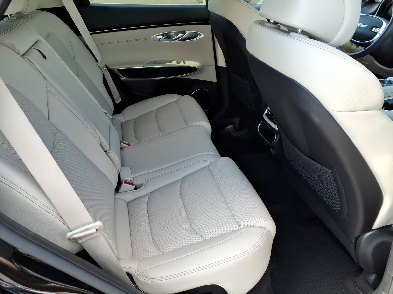 Used 2024 Genesis GV70 2.5T AWD/4WD image 14