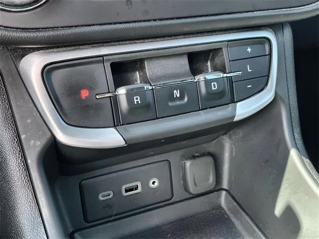 Certified 2023 GMC Terrain SLE w/ Driver Convenience Package image 16