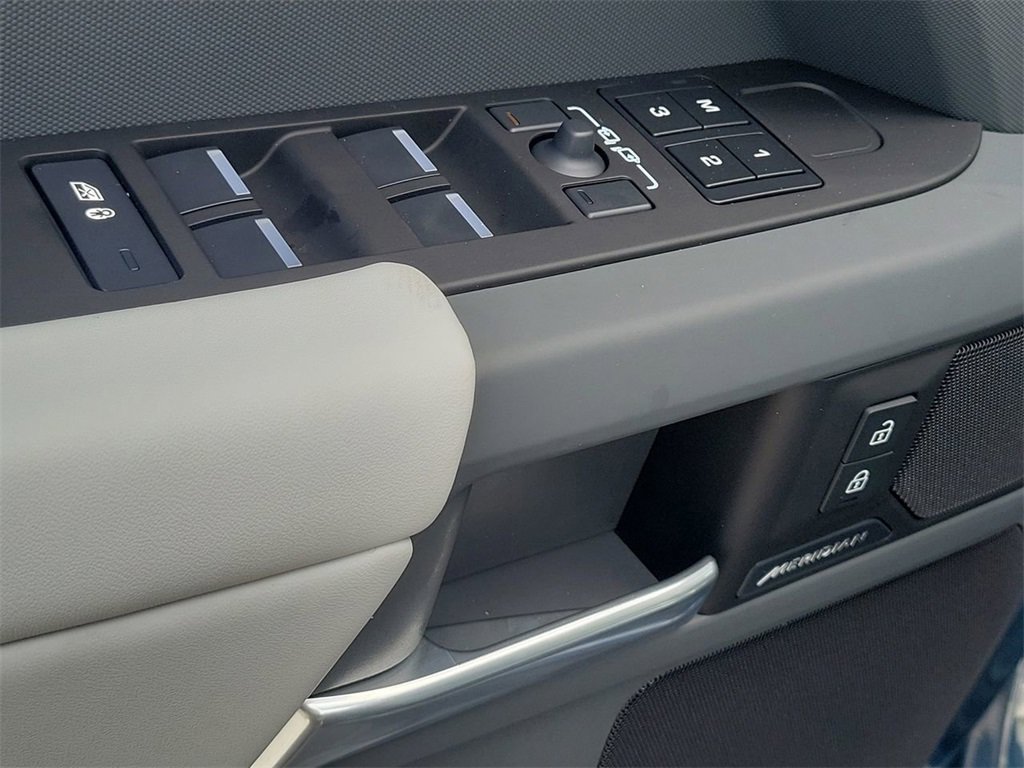 New 2026 Land Rover Defender 110 S image 23