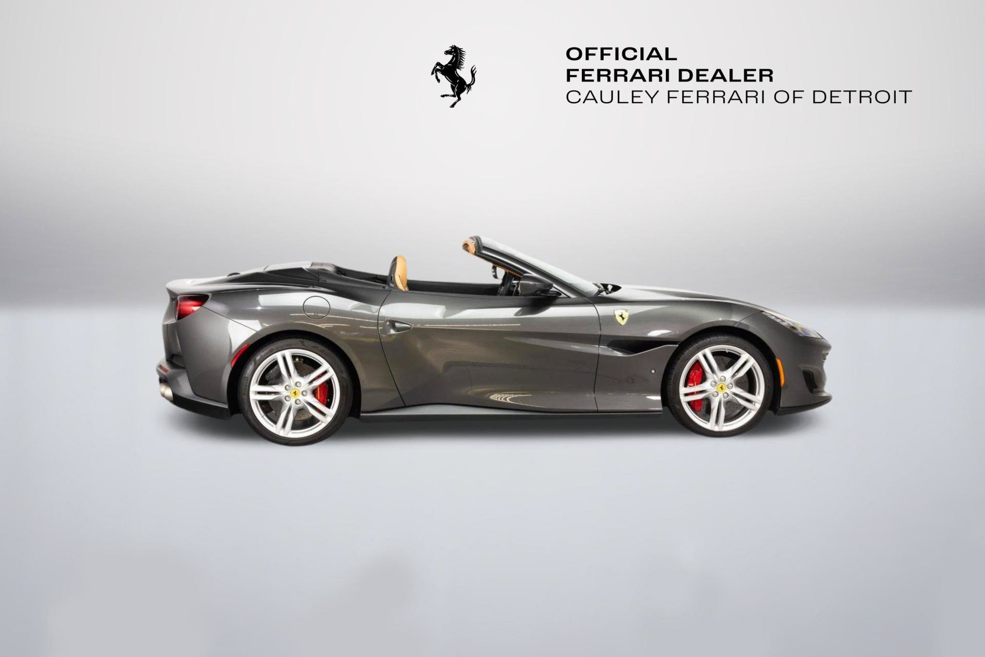 Used 2019 Ferrari Portofino RWD image 9