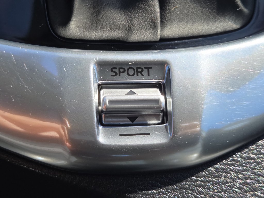 Used 2016 Scion iA FWD image 15