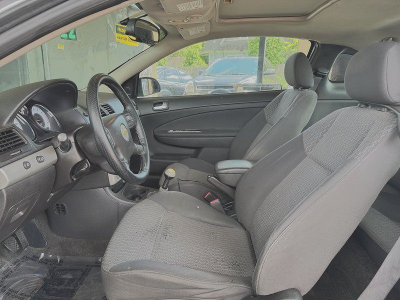 Used 2006 Chevrolet Cobalt LT w/ Preferred Equipment Group FWD image 11