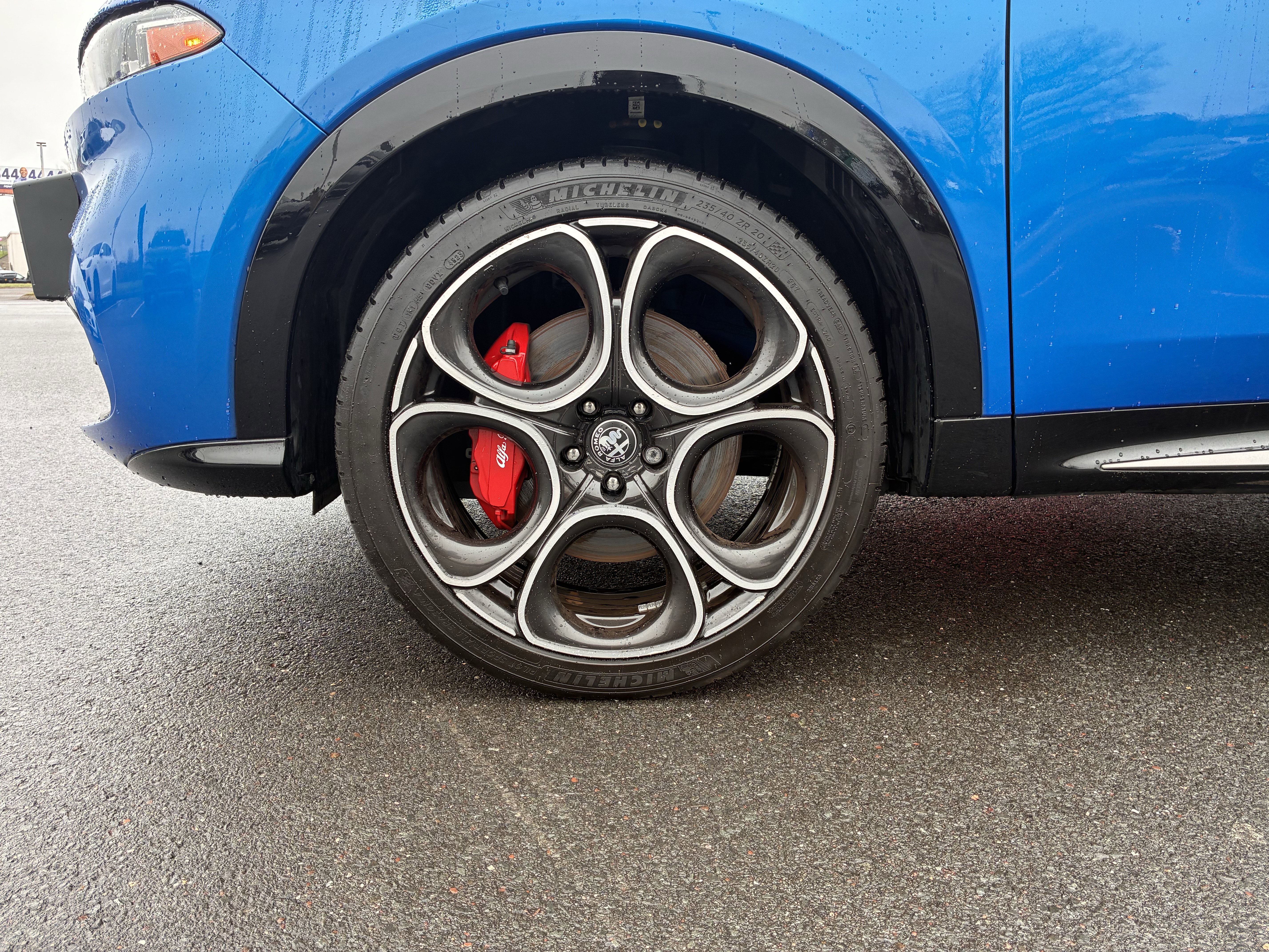 Certified 2024 Alfa Romeo Tonale Speciale image 13