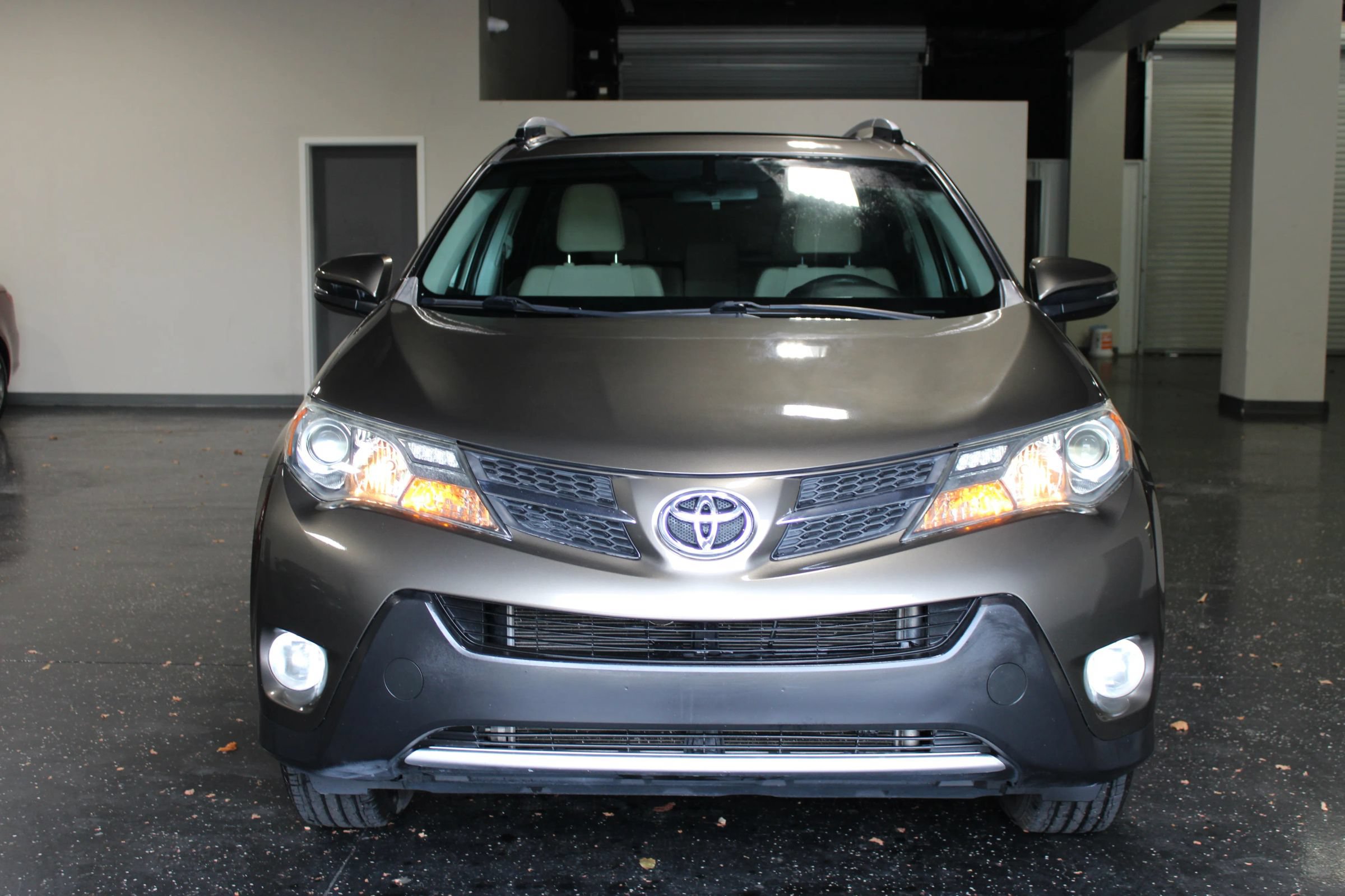 Used 2015 Toyota RAV4 XLE FWD image 7