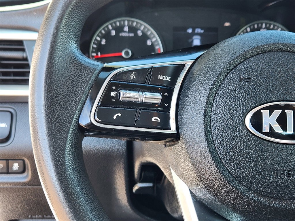 Used 2020 Kia Optima LX image 16