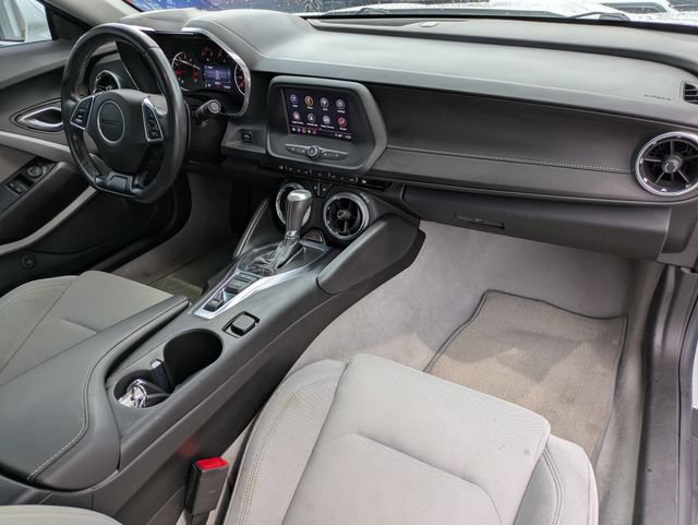 Used 2023 Chevrolet Camaro LT RWD image 10