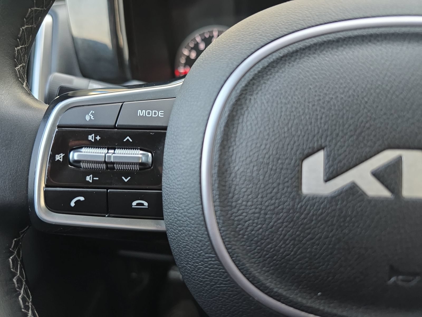 Used 2023 Kia Sorento S w/ Panoramic Sunroof Package AWD/4WD image 20