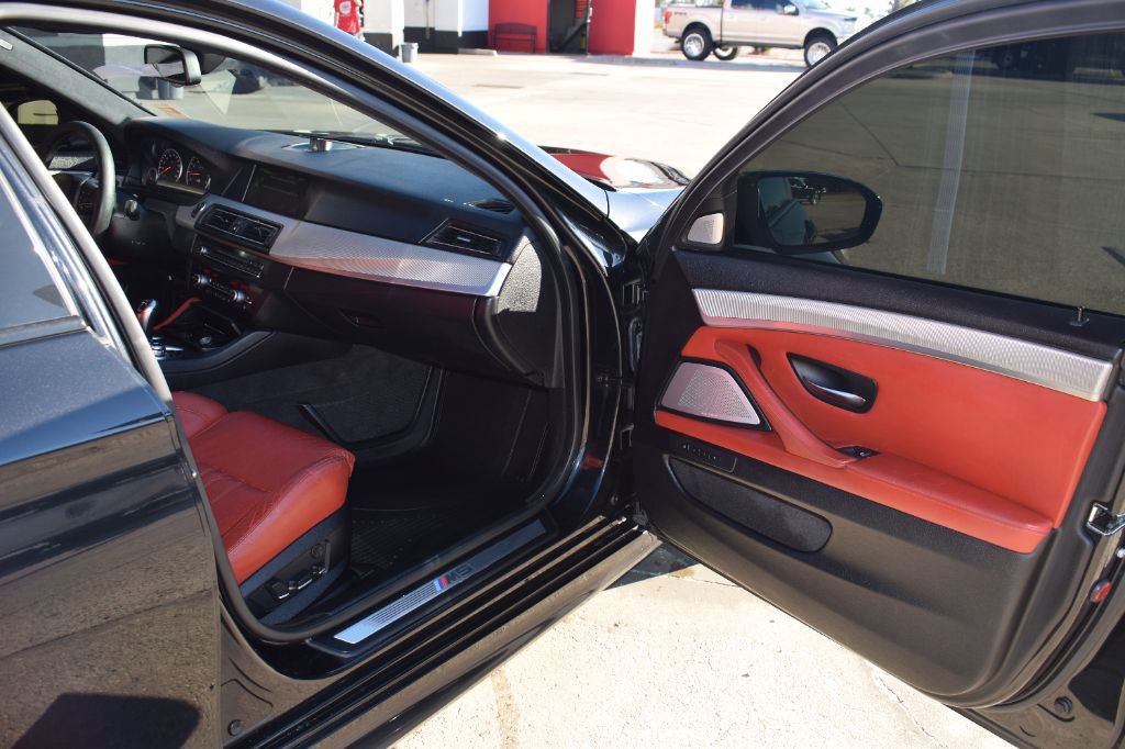 Used 2013 BMW M5 image 14